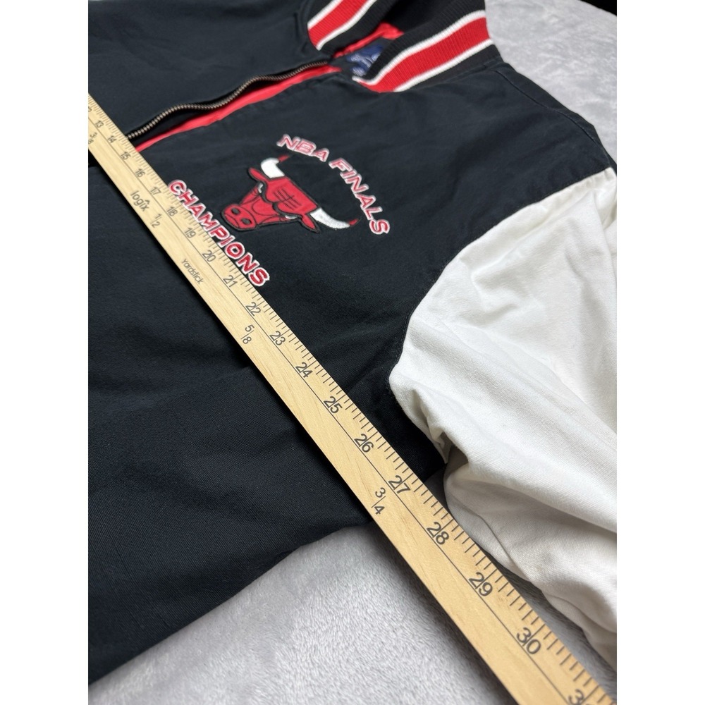 G-III Sports by Carl Banks NBA Chicago Bulls Finals Jacket XL Black White Red - Picture 8 of 9